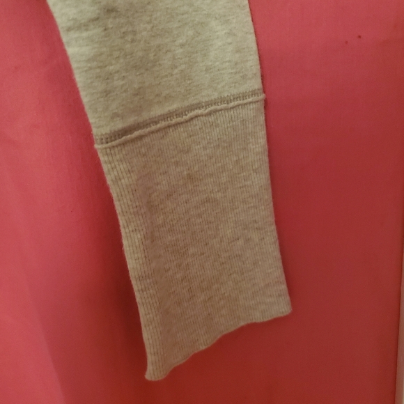 #3013 American Eagle top - Picture 2 of 5